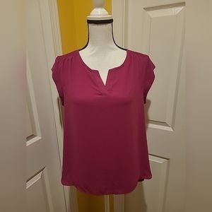 DR2 PINK V NECK TOP, SIZE M